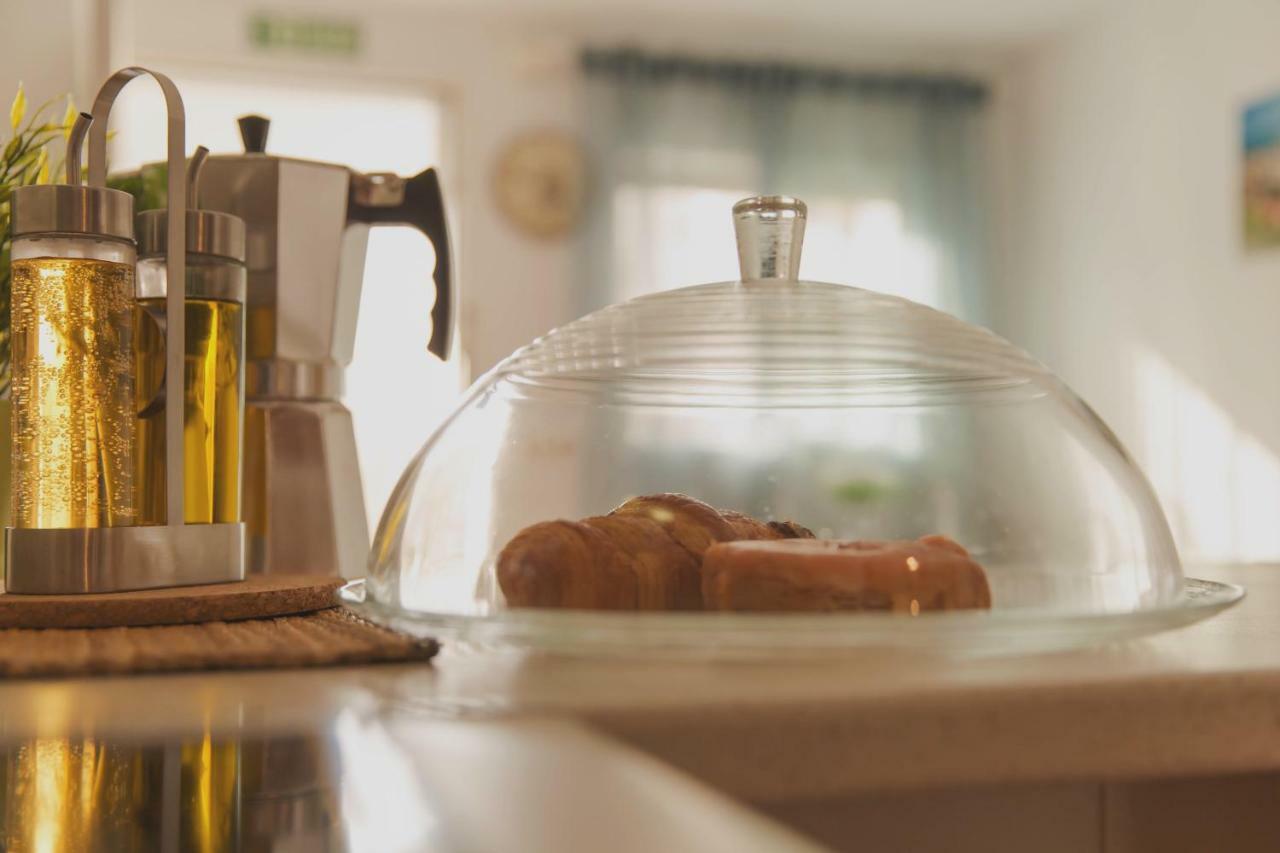 Quarto em Acomodações Particulares De Invitados De Casa Tais *